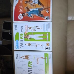 Nintendo Wii Active 2, Wii Fit & Wii Fit Plus